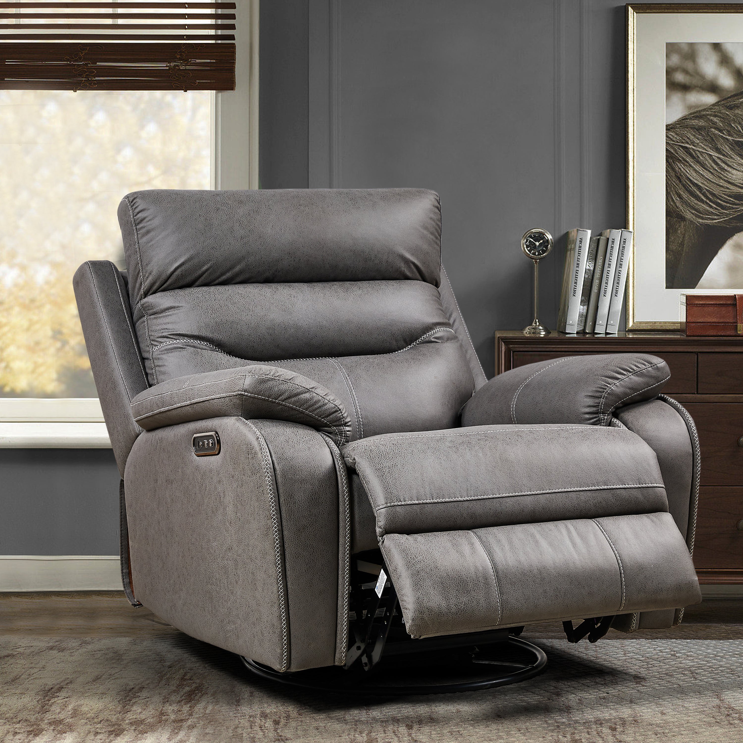 Liyasi 240 Degree Swivel Single Recliner