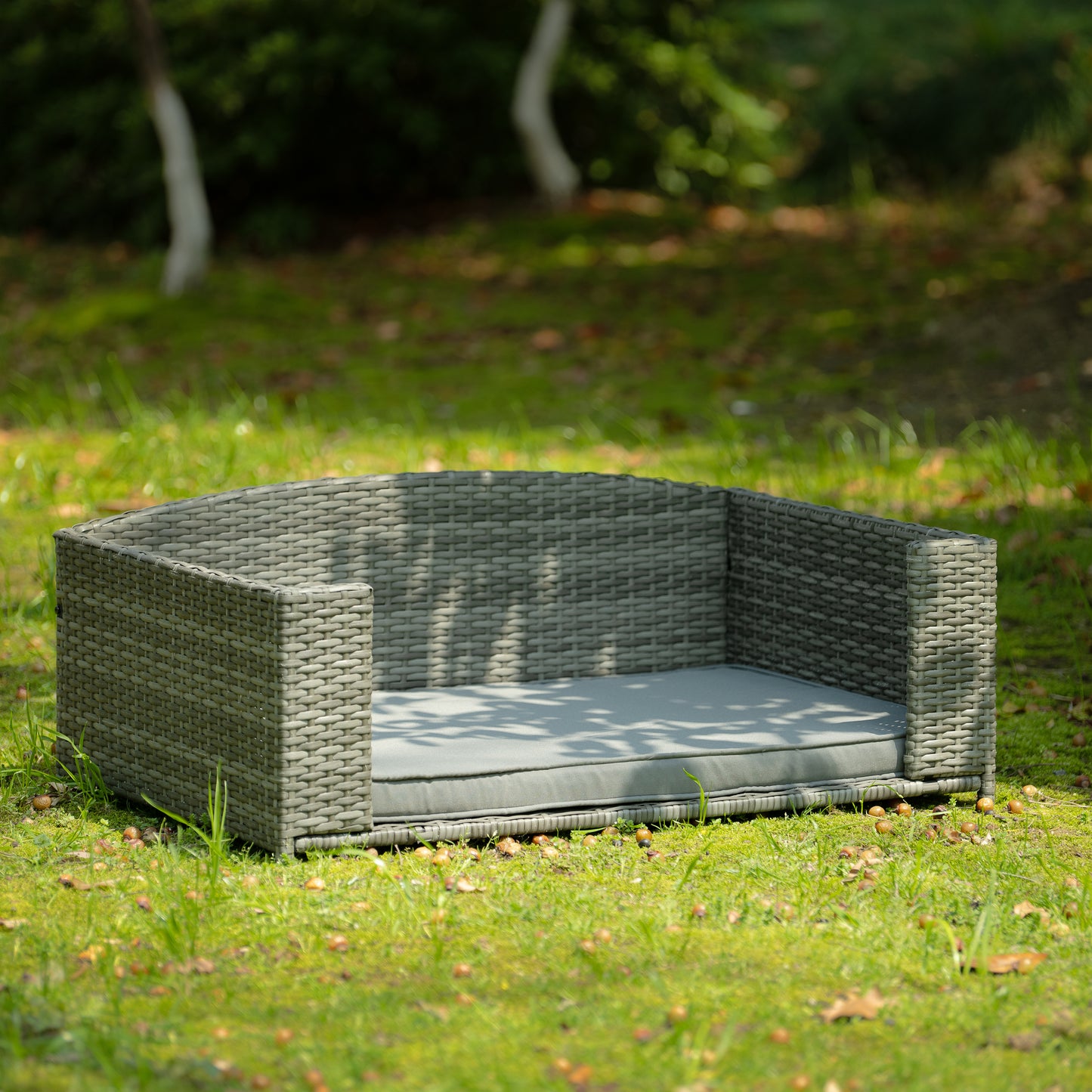 Comfy Outdoor Dog Bed in Dark Grey