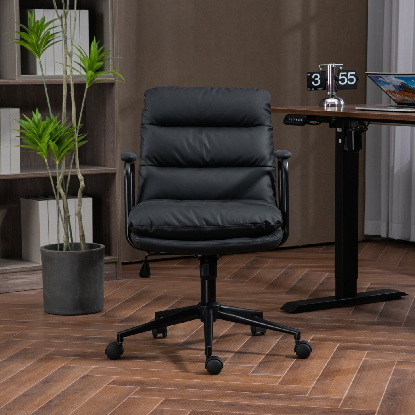 Royton Computer Rolling Swivel Chair in Black PU Leather